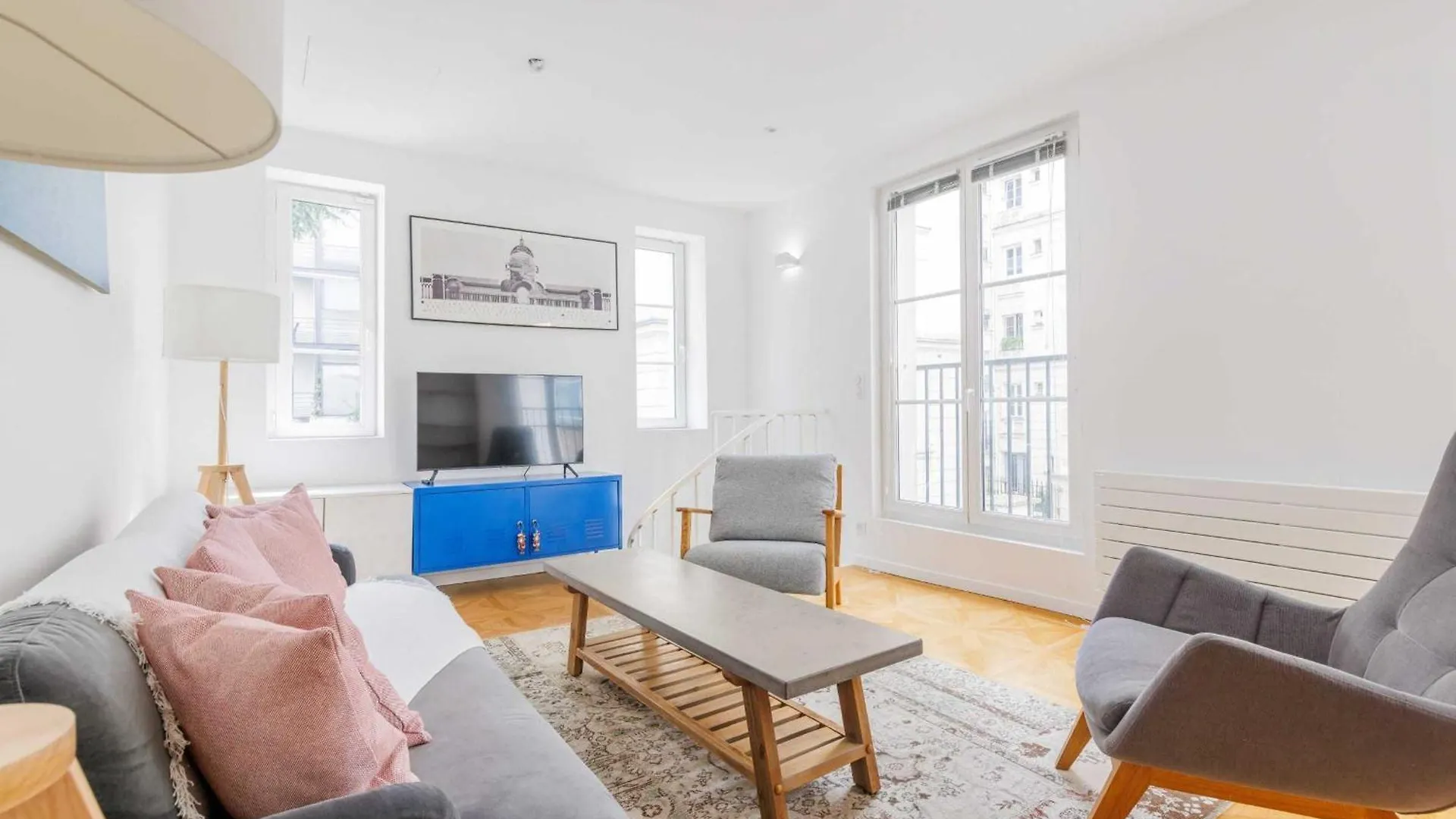 Apartment 1 Bdr -4p 16th Near Trocadero *